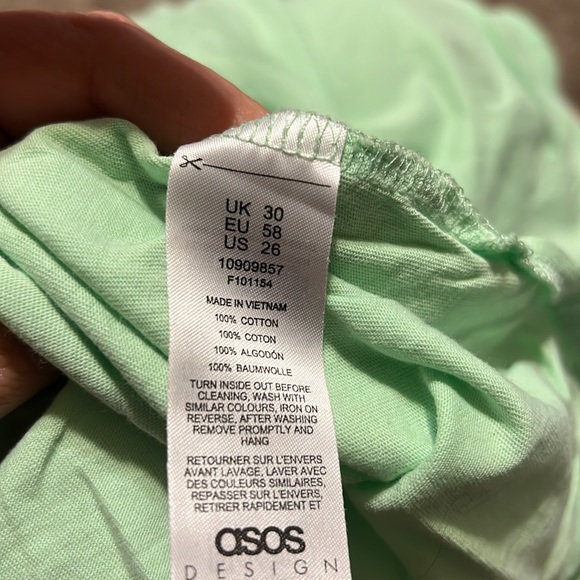 ASOS curve green long sleeve tee - Picture 8 of 8